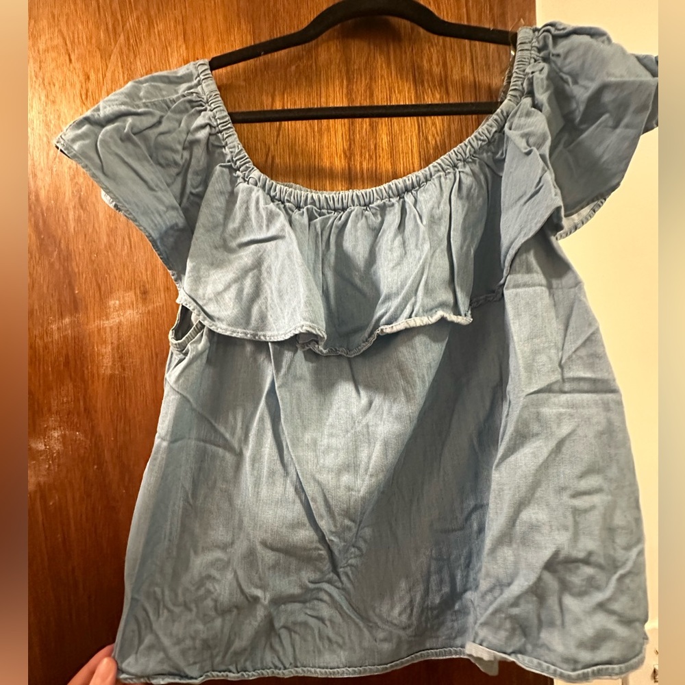 Women’s off the shoulder denim/ chambray shirt